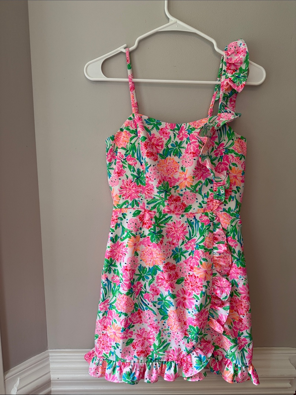 Lilly Pulitzer Pink & Green Floral Strap Romper Size 00